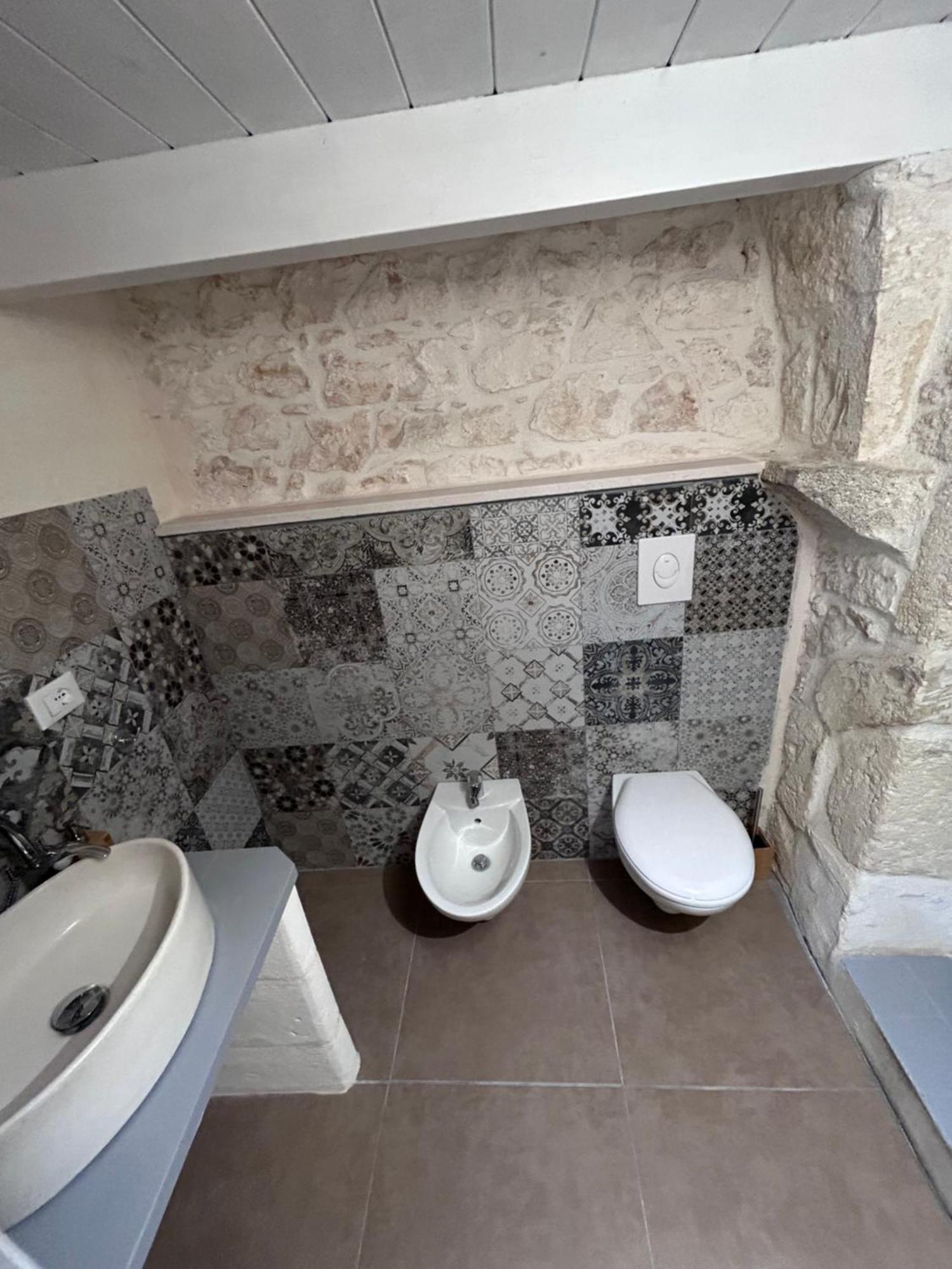 La 13 Guest House Ostuni Exterior foto